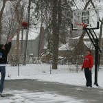 Snow Free Throws For A Prize