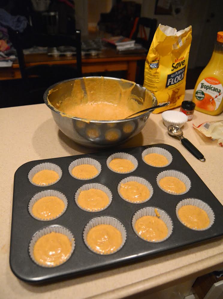 Two Girls, One Craft: Pumpkin Cupcakes