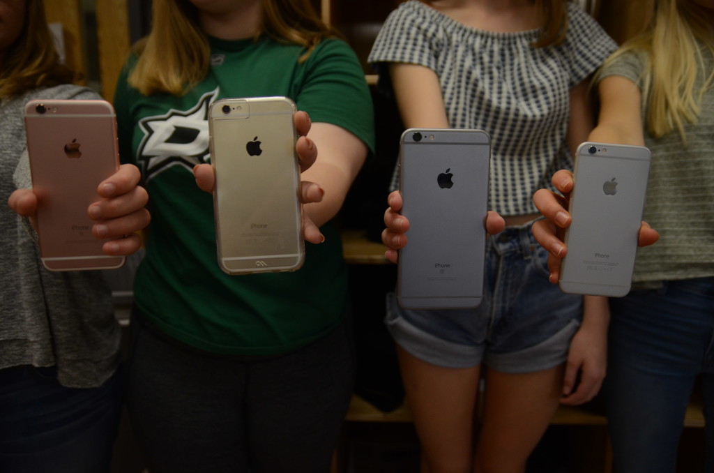 Apple Reveals iPhone SE