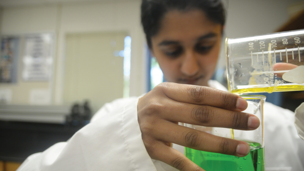Senior explores different aspects of Alzheimer's and Parkinson's through working in a lab