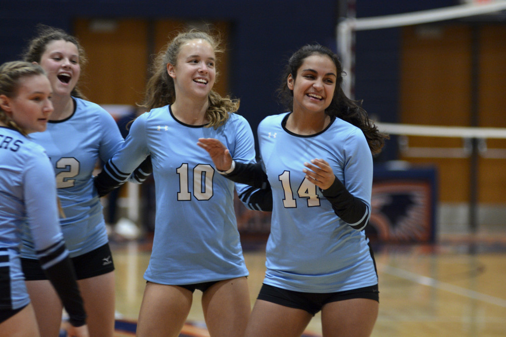 Gallery: Sophomore Volleyball Vs. Olathe East