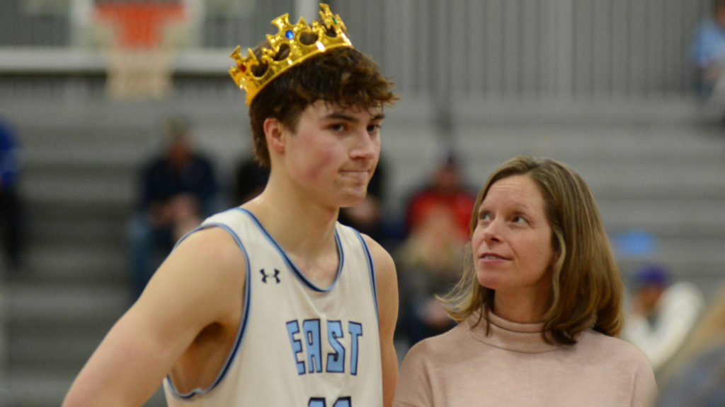 Gallery: Boys Varsity Basketball falls to Olathe North 71-76