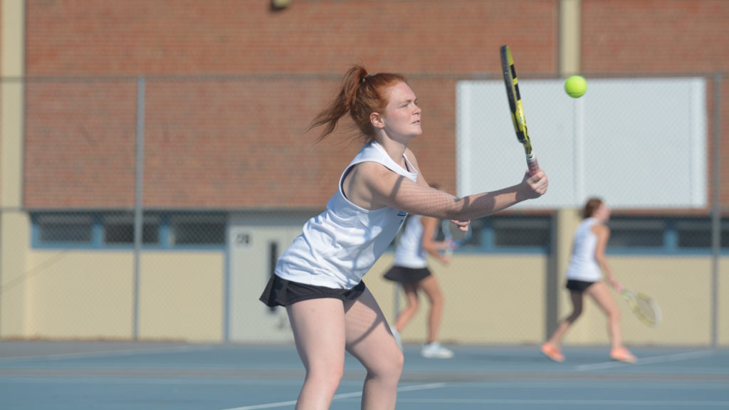 Gallery: Girls Varsity/JV Tennis Defeats Basehor-Linwood at East