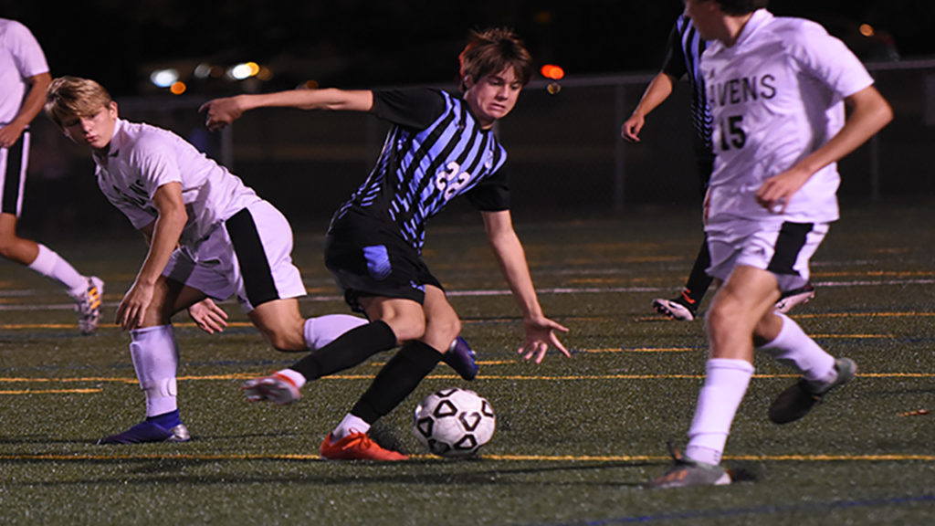 Gallery: Boys Varsity Soccer defeats ONW 2-1