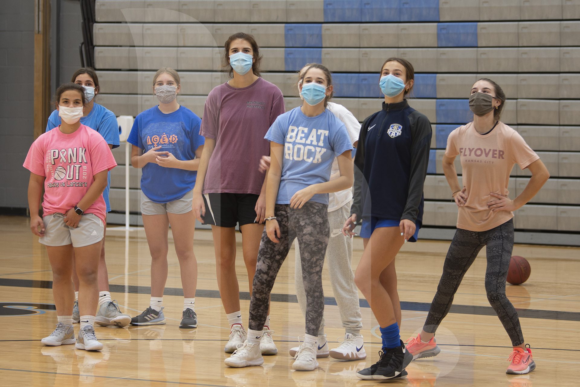 Girls Basketball Hosts a Shoot Around to Prepare For The Winter Season