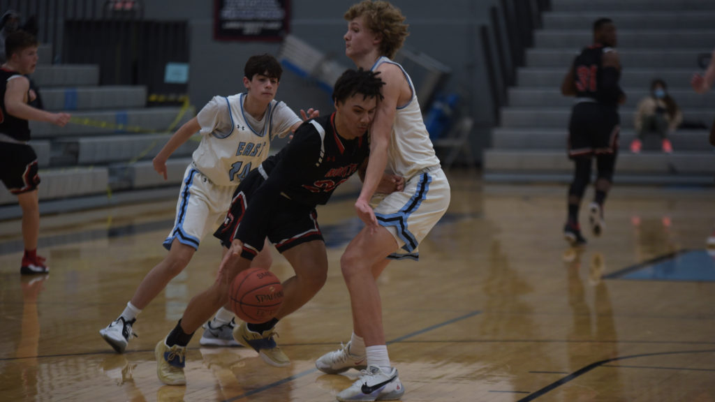 Gallery: Boys JV basketball defeats Shawnee Mission North 43-42