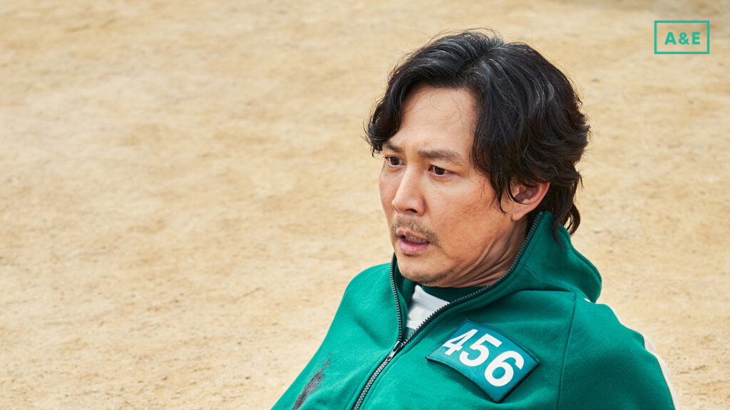 From Con to Gone: A review of Netflix's new original show "Squid Game"