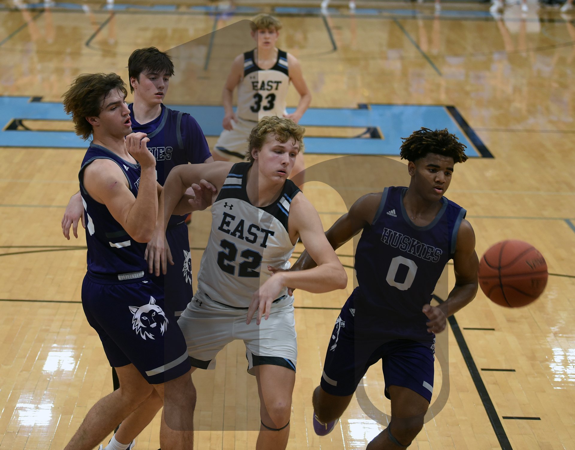 Gallery: Boys Varsity Basketball falls to Blue Valley NW 54-37