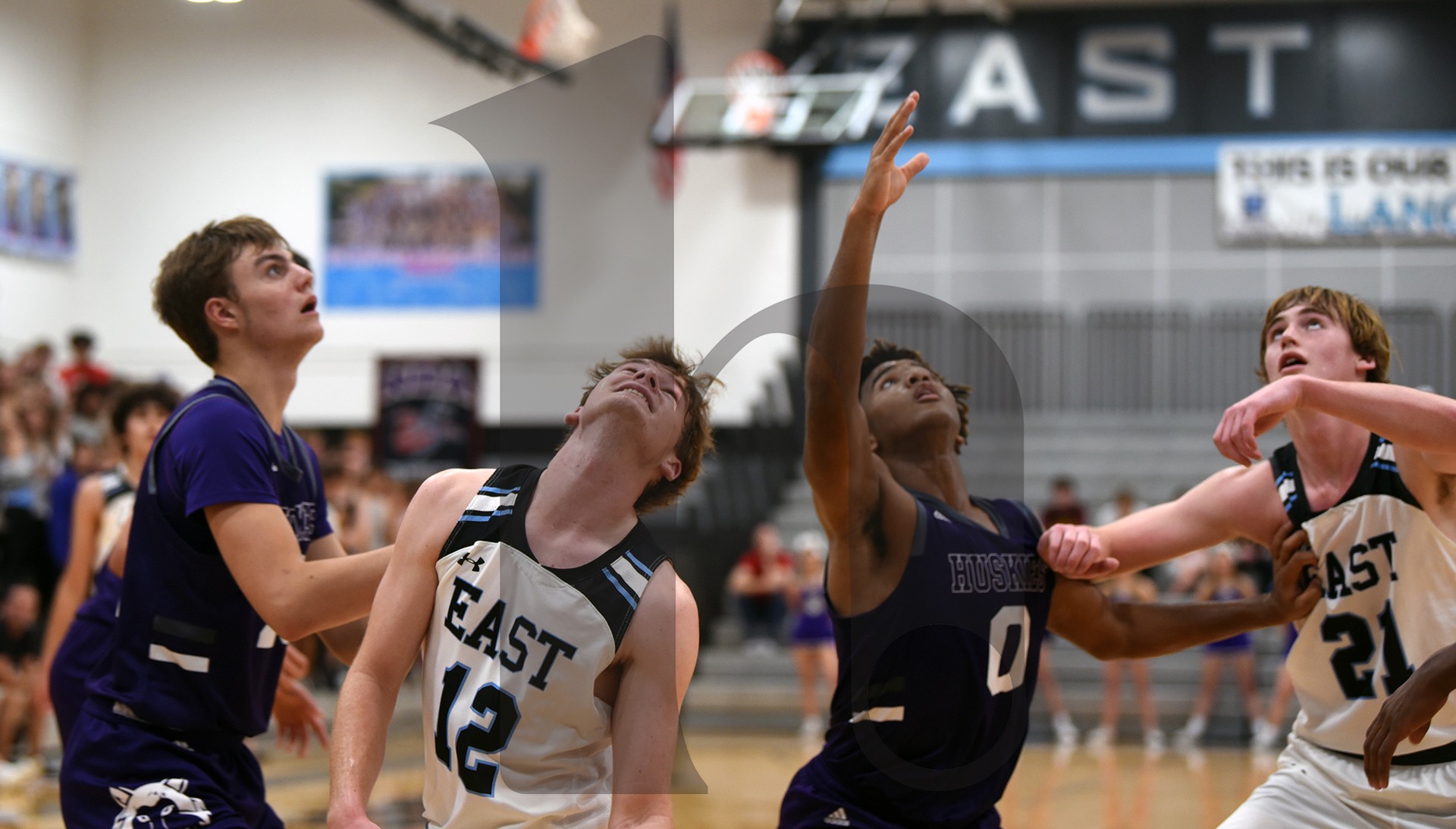 Gallery: Boys Varsity Basketball falls to Blue Valley NW 54-37
