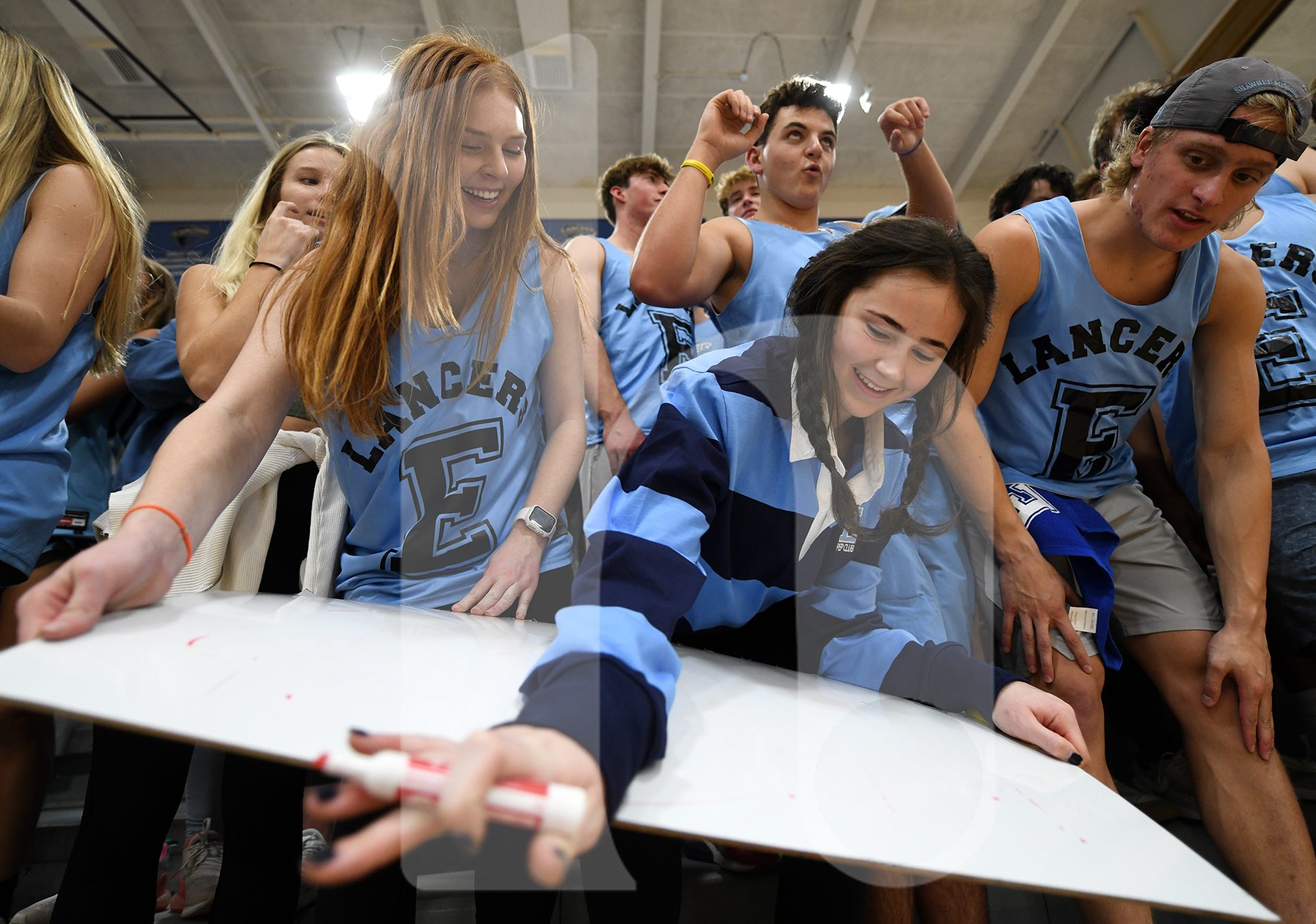 Gallery: Boys Varsity Basketball falls to Blue Valley NW 54-37