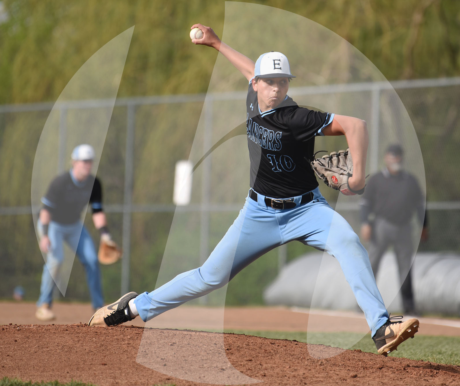 Gallery: Boys Varsity Baseball Defeats Rockhurst