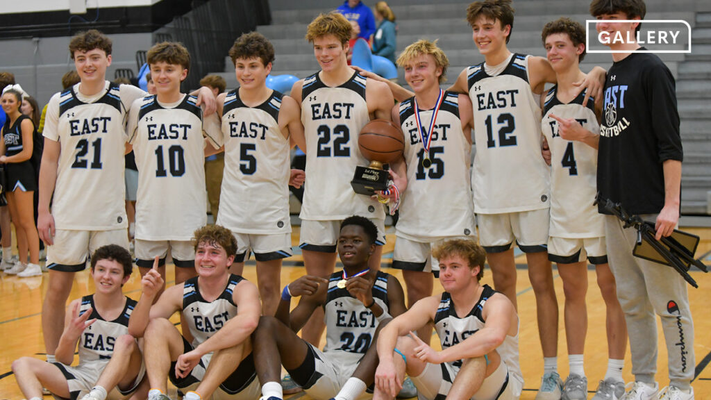 Gallery: Boys Basketball Defeats Blue Valley North 58-43 in the Championship Classic Final