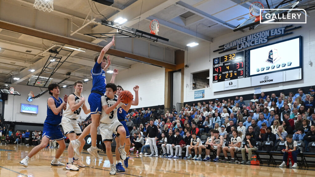 Gallery: Boys JV Basketball Defeats Rockhurst 56-48