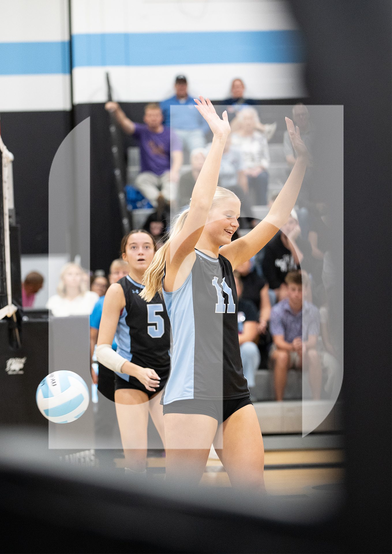 Gallery: Girls Varsity Volleyball Defeats Bishop Miege 3-0