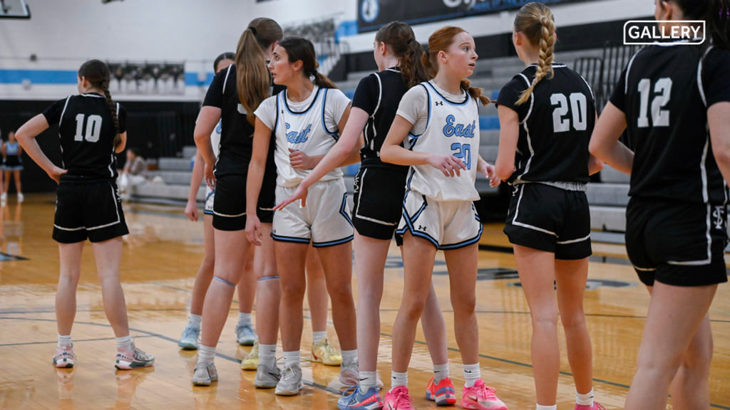 Gallery: Girls JV Basketball Defeats Olathe North 40-36