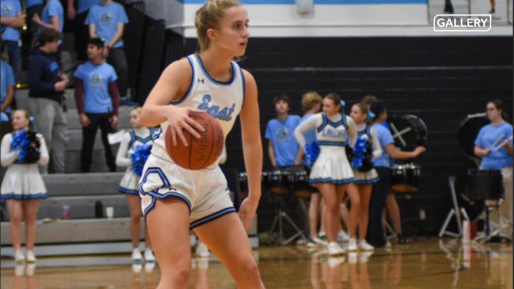 Gallery: Girls Varsity Basketball Defeats Olathe East 46-37