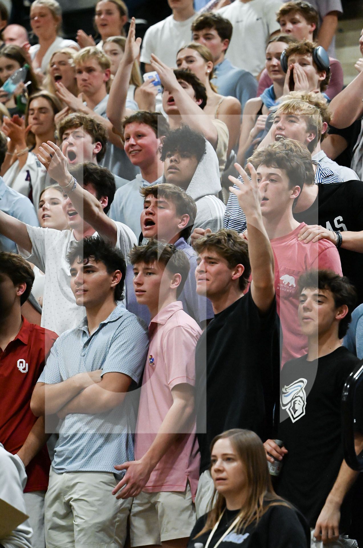 Gallery: Varsity Boys Basketball Falls to SM South 31-63