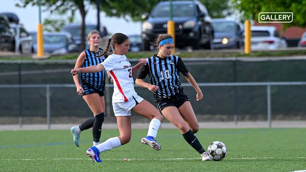 Gallery: Girls JV Soccer Defeats Olathe North 4-0